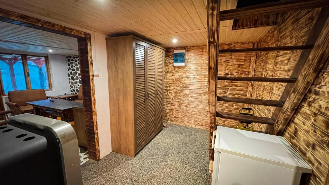 Chata Vaclav Udolicko Perštejn Buitenkant foto