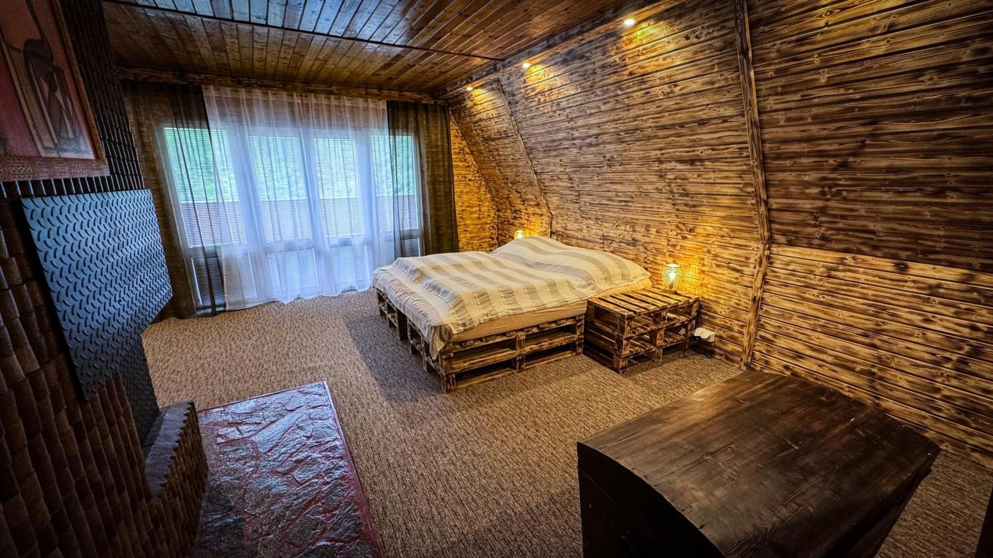 Chata Vaclav Udolicko Perštejn Buitenkant foto